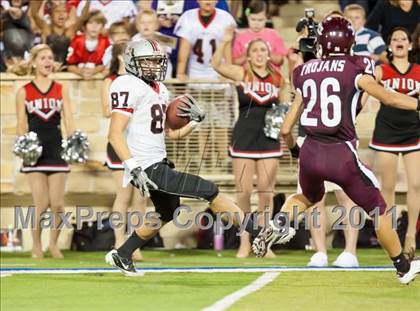 Thumbnail 1 in Union vs. Jenks photogallery.