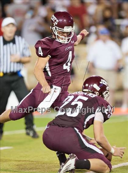 Thumbnail 2 in Union vs. Jenks photogallery.
