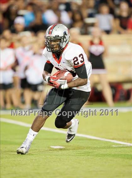 Thumbnail 1 in Union vs. Jenks photogallery.