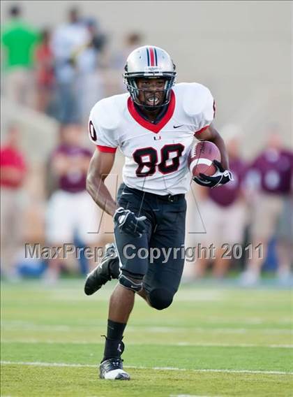 Thumbnail 1 in Union vs. Jenks photogallery.
