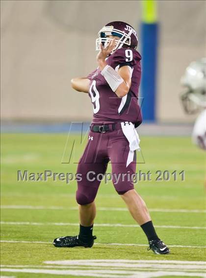 Thumbnail 3 in Union vs. Jenks photogallery.