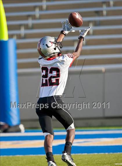 Thumbnail 3 in Union vs. Jenks photogallery.