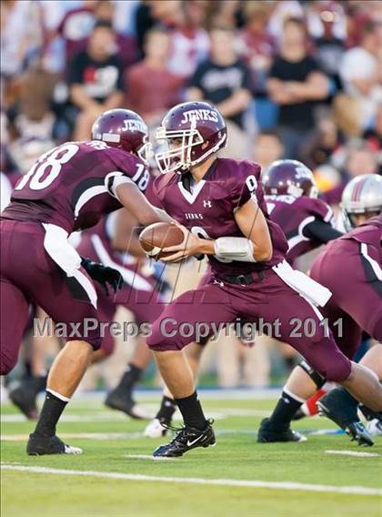 Thumbnail 1 in Union vs. Jenks photogallery.