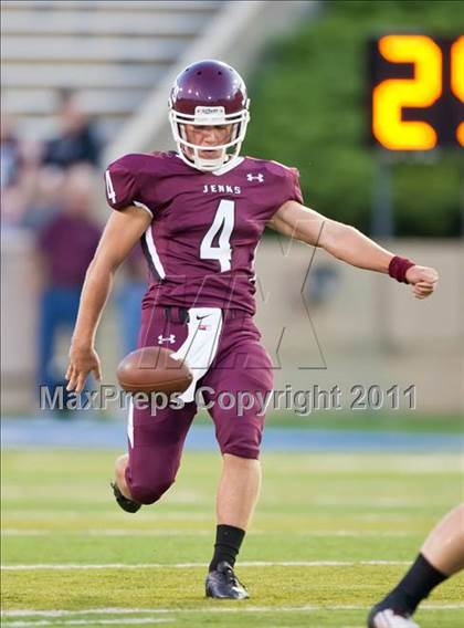 Thumbnail 2 in Union vs. Jenks photogallery.