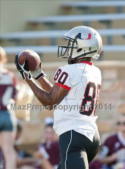 Thumbnail 2 in Union vs. Jenks photogallery.