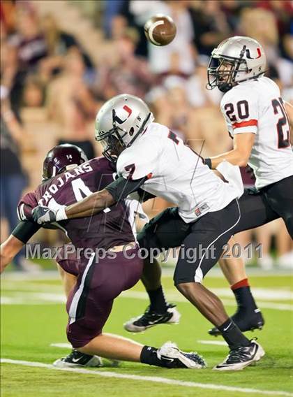 Thumbnail 3 in Union vs. Jenks photogallery.