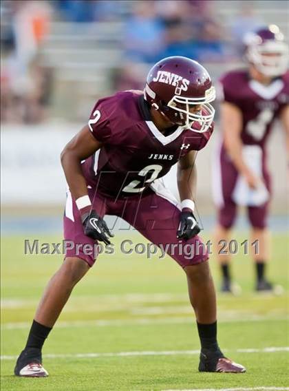 Thumbnail 1 in Union vs. Jenks photogallery.