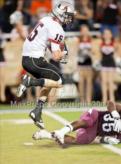 Thumbnail 1 in Union vs. Jenks photogallery.