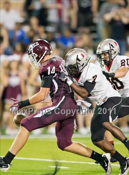 Thumbnail 1 in Union vs. Jenks photogallery.