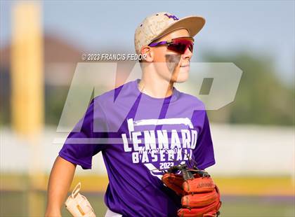 Thumbnail 1 in Seffner Christian @ Lennard photogallery.