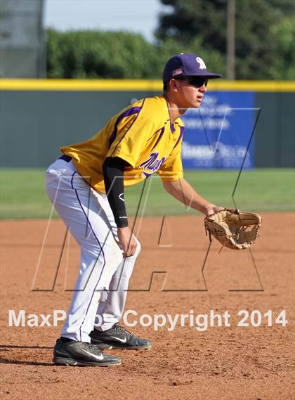 Thumbnail 1 in Minarets vs. Farmersville (CIF CS D6 Final) photogallery.