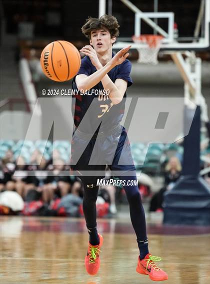 Thumbnail 3 in Dakota Ridge vs Mesa Ridge (CHSAA 5A Great 8) photogallery.