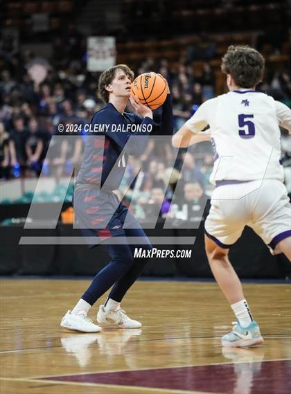 Thumbnail 1 in Dakota Ridge vs Mesa Ridge (CHSAA 5A Great 8) photogallery.