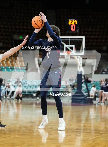 Thumbnail 1 in Dakota Ridge vs Mesa Ridge (CHSAA 5A Great 8) photogallery.
