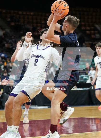Thumbnail 2 in Dakota Ridge vs Mesa Ridge (CHSAA 5A Great 8) photogallery.