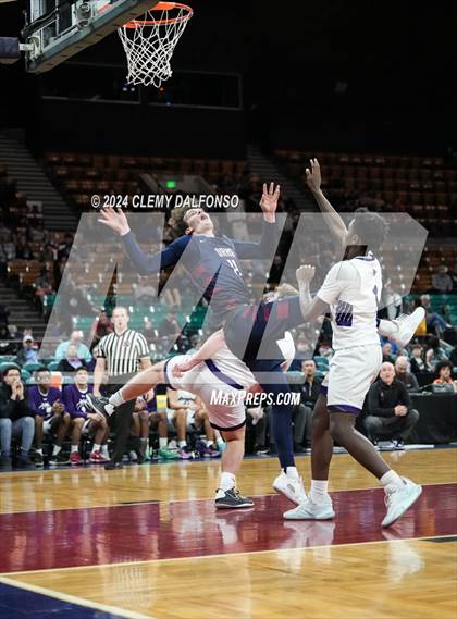 Thumbnail 2 in Dakota Ridge vs Mesa Ridge (CHSAA 5A Great 8) photogallery.