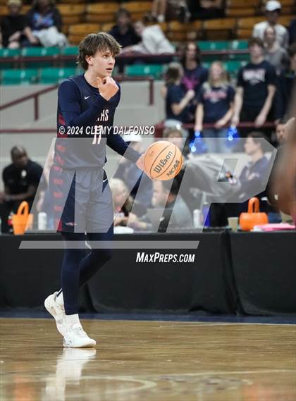 Thumbnail 2 in Dakota Ridge vs Mesa Ridge (CHSAA 5A Great 8) photogallery.