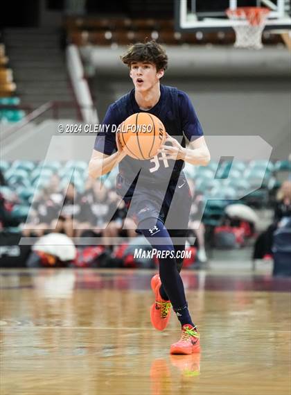 Thumbnail 2 in Dakota Ridge vs Mesa Ridge (CHSAA 5A Great 8) photogallery.