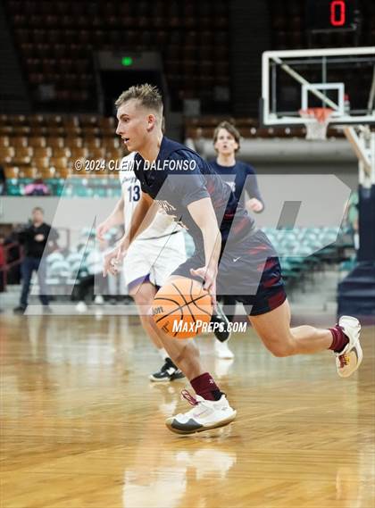 Thumbnail 2 in Dakota Ridge vs Mesa Ridge (CHSAA 5A Great 8) photogallery.