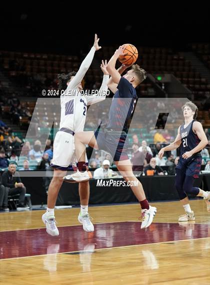 Thumbnail 2 in Dakota Ridge vs Mesa Ridge (CHSAA 5A Great 8) photogallery.