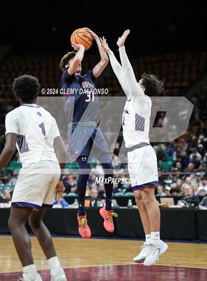 Thumbnail 2 in Dakota Ridge vs Mesa Ridge (CHSAA 5A Great 8) photogallery.