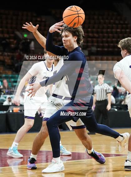 Thumbnail 3 in Dakota Ridge vs Mesa Ridge (CHSAA 5A Great 8) photogallery.