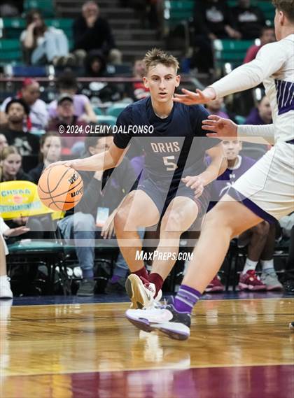 Thumbnail 1 in Dakota Ridge vs Mesa Ridge (CHSAA 5A Great 8) photogallery.