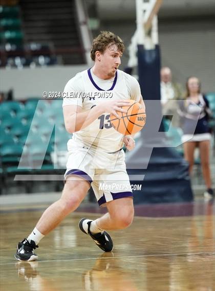 Thumbnail 1 in Dakota Ridge vs Mesa Ridge (CHSAA 5A Great 8) photogallery.