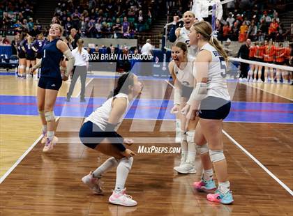 Thumbnail 3 in Platte Valley vs. Village (CHSAA 3A Final) photogallery.