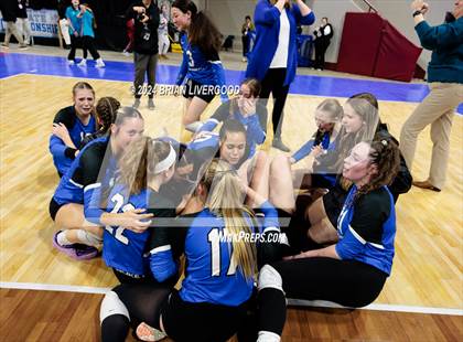 Thumbnail 2 in Platte Valley vs. Village (CHSAA 3A Final) photogallery.