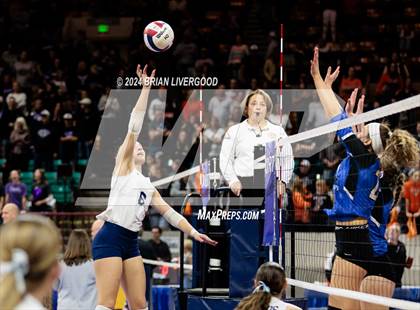 Thumbnail 1 in Platte Valley vs. Village (CHSAA 3A Final) photogallery.