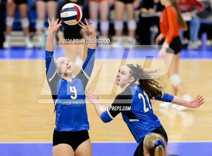 Thumbnail 1 in Platte Valley vs. Village (CHSAA 3A Final) photogallery.