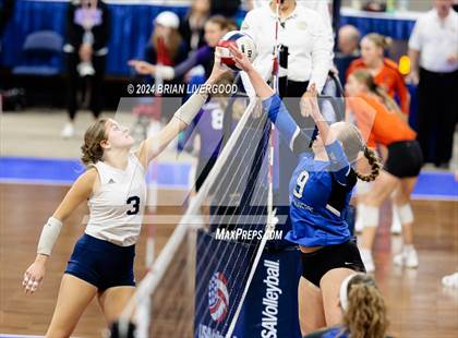 Thumbnail 3 in Platte Valley vs. Village (CHSAA 3A Final) photogallery.