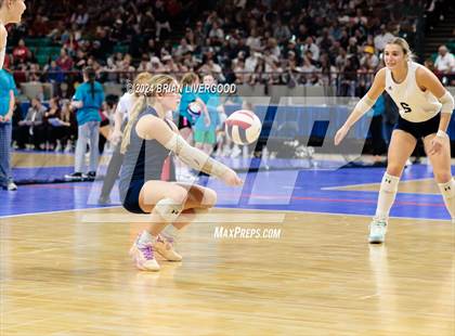 Thumbnail 3 in Platte Valley vs. Village (CHSAA 3A Final) photogallery.