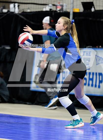 Thumbnail 1 in Platte Valley vs. Village (CHSAA 3A Final) photogallery.