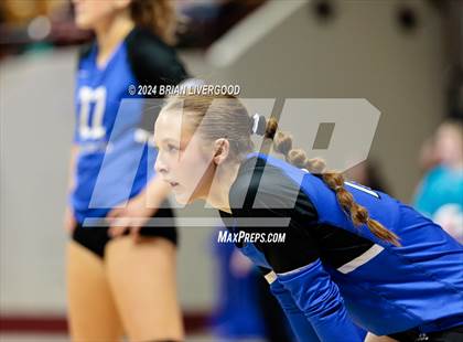 Thumbnail 1 in Platte Valley vs. Village (CHSAA 3A Final) photogallery.