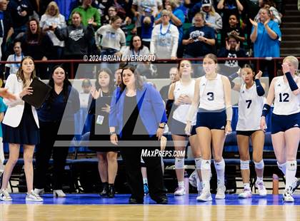 Thumbnail 3 in Platte Valley vs. Village (CHSAA 3A Final) photogallery.