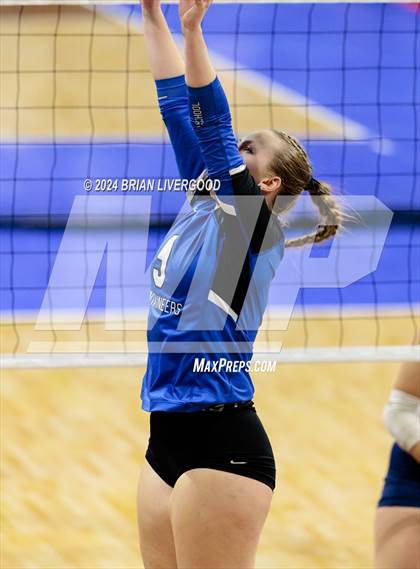 Thumbnail 1 in Platte Valley vs. Village (CHSAA 3A Final) photogallery.