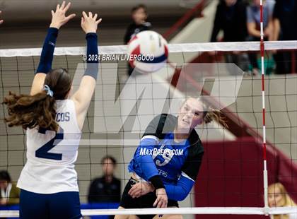 Thumbnail 3 in Platte Valley vs. Village (CHSAA 3A Final) photogallery.