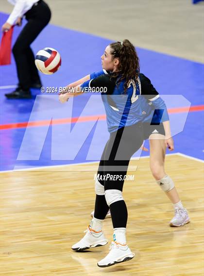 Thumbnail 2 in Platte Valley vs. Village (CHSAA 3A Final) photogallery.
