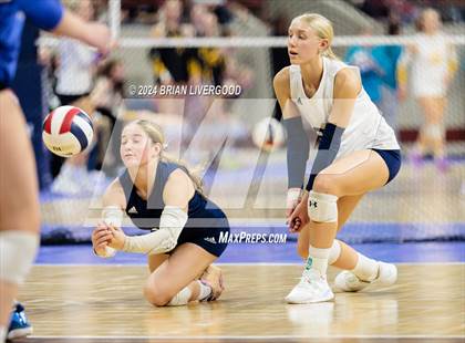 Thumbnail 1 in Platte Valley vs. Village (CHSAA 3A Final) photogallery.