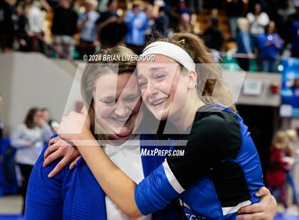 Thumbnail 2 in Platte Valley vs. Village (CHSAA 3A Final) photogallery.
