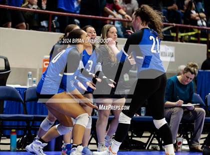 Thumbnail 3 in Platte Valley vs. Village (CHSAA 3A Final) photogallery.