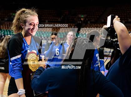 Thumbnail 3 in Platte Valley vs. Village (CHSAA 3A Final) photogallery.