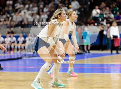 Thumbnail 3 in Platte Valley vs. Village (CHSAA 3A Final) photogallery.