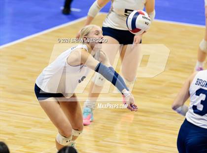 Thumbnail 1 in Platte Valley vs. Village (CHSAA 3A Final) photogallery.