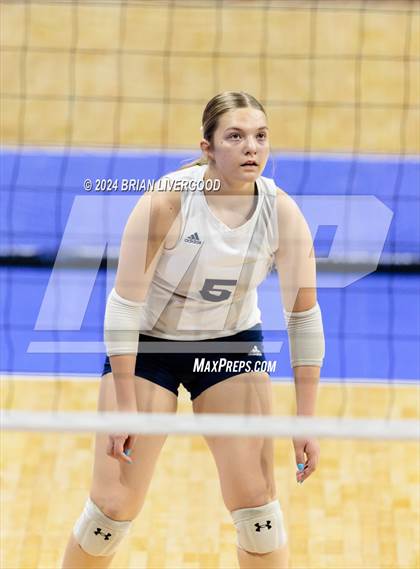 Thumbnail 2 in Platte Valley vs. Village (CHSAA 3A Final) photogallery.