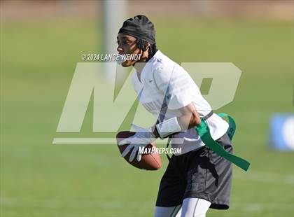 Thumbnail 1 in Vista Ridge vs. Manual (CHSAA 4A Second Round) photogallery.