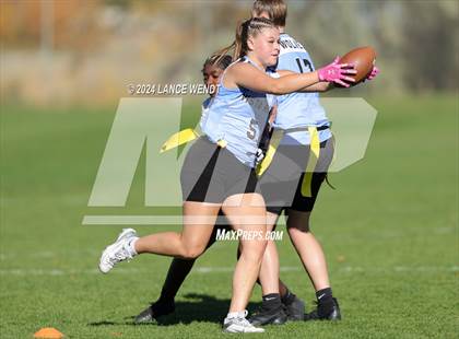 Thumbnail 1 in Vista Ridge vs. Manual (CHSAA 4A Second Round) photogallery.