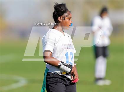Thumbnail 3 in Vista Ridge vs. Manual (CHSAA 4A Second Round) photogallery.